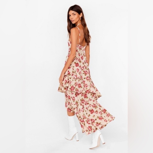 NWT Nasty Gal Waterfall-En For You Floral Halter Dress US 2 - Picture 4 of 11